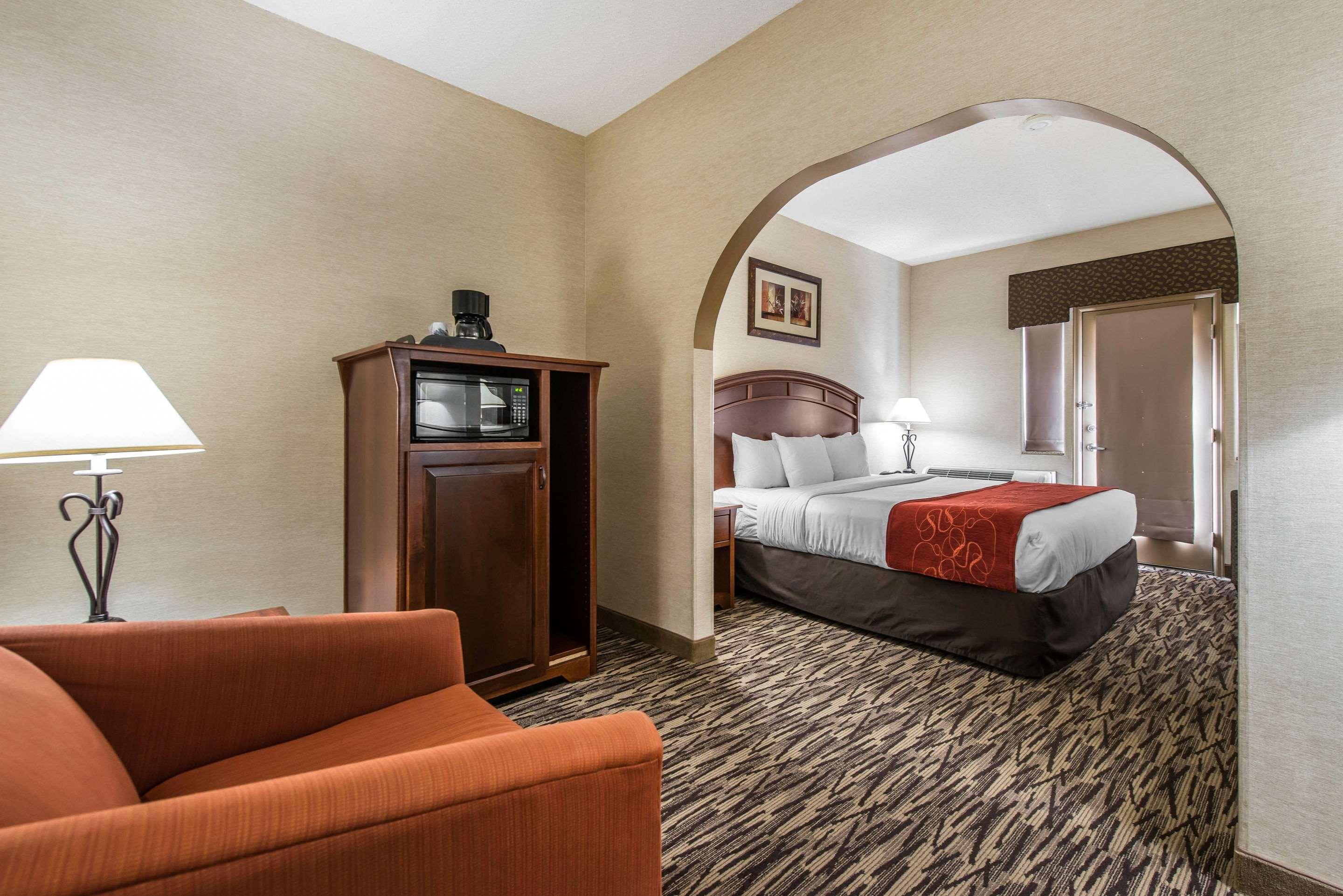 Comfort Suites Golden West On Evergreen Parkway Exterior photo