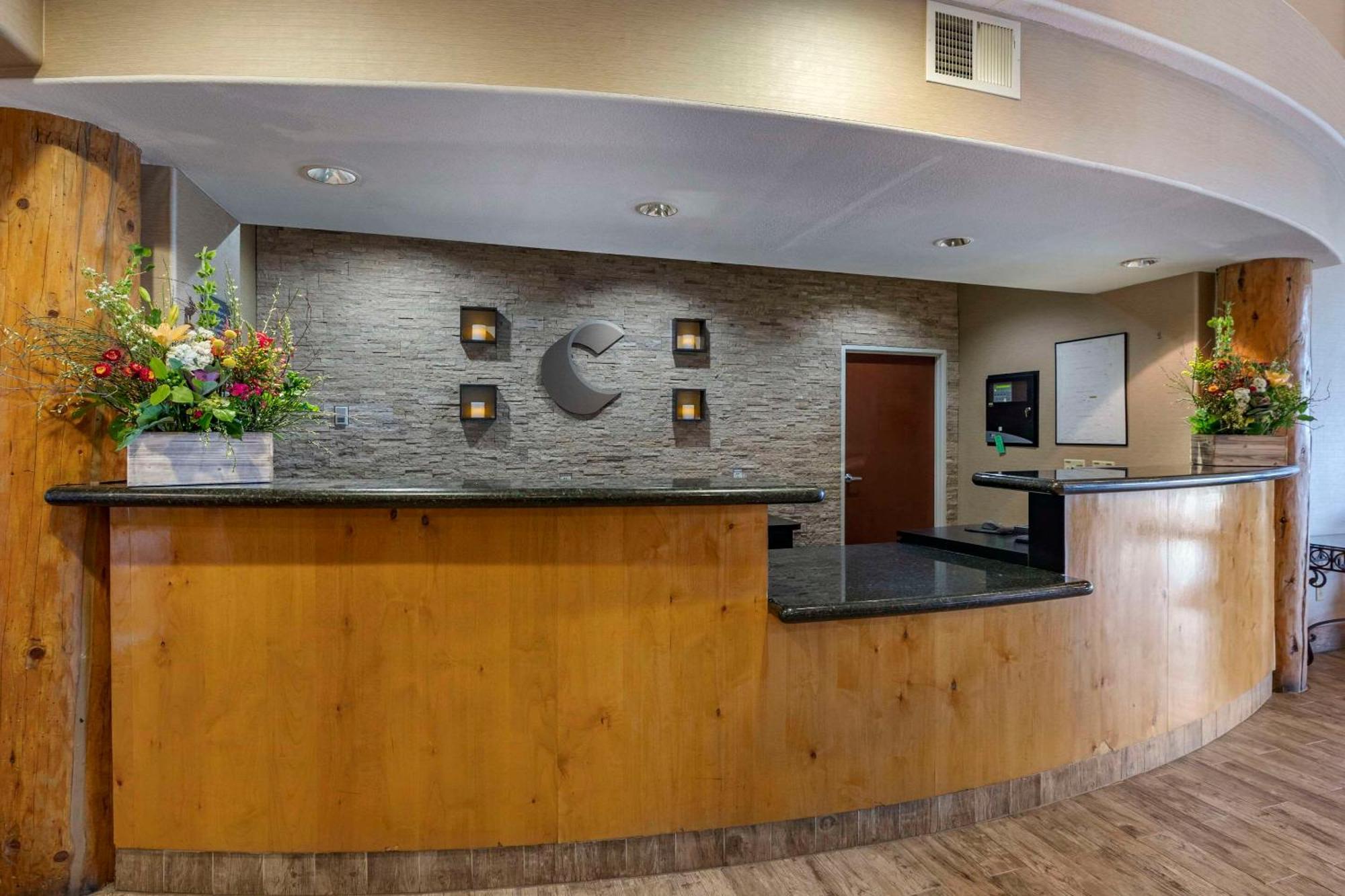 Comfort Suites Golden West On Evergreen Parkway Exterior photo